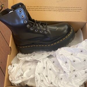 Jadon black Dr. Martens